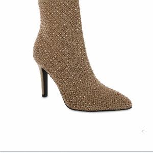 Mia boots